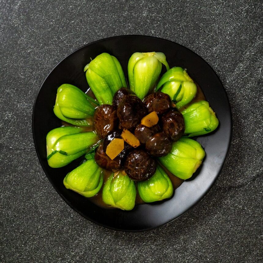 Braised Mushrooms & Bok Choy (香菇白菜)