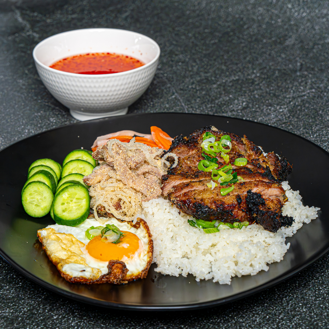 Broken Rice With Pork Chops (Cơm Tấm Sườn) - Ahh Maa